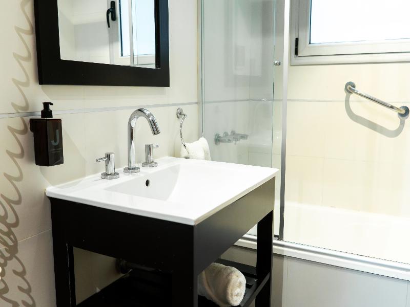 Reco by DOT Suites image