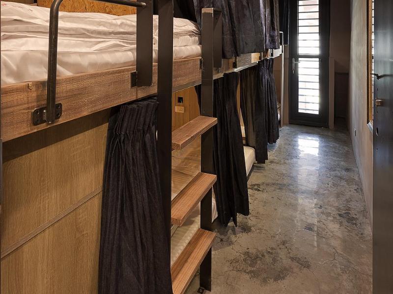 Ximen Wow Hostel image