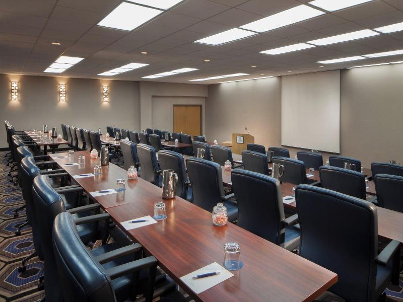Sheraton Bucks County Langhorne image