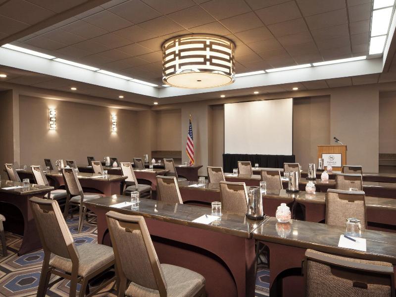 Sheraton Bucks County Langhorne image
