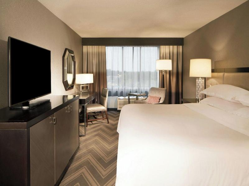 Sheraton Bucks County Langhorne image