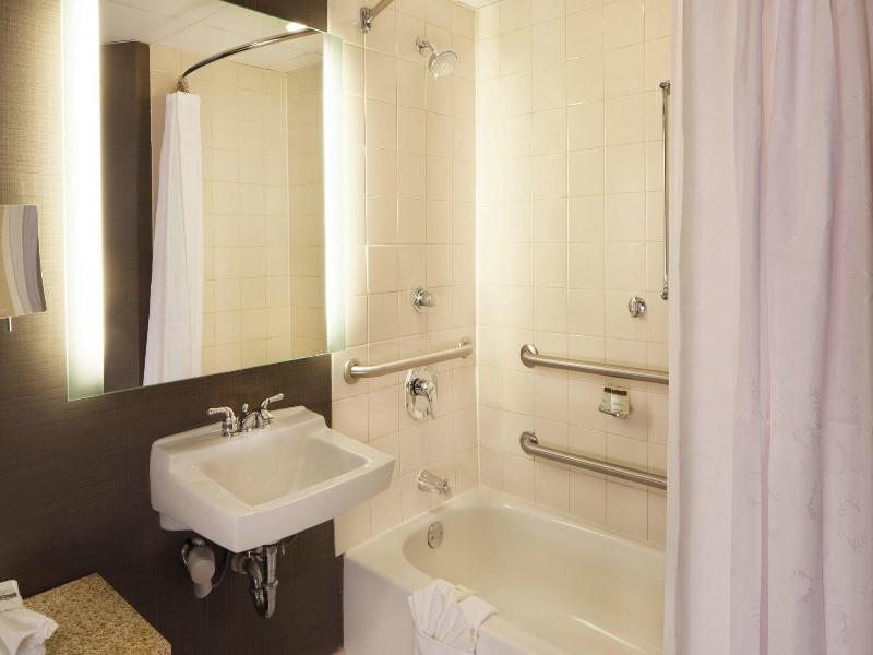 Sheraton Bucks County Langhorne image