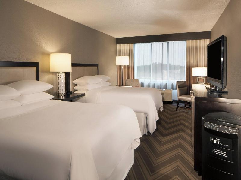 Sheraton Bucks County Langhorne image
