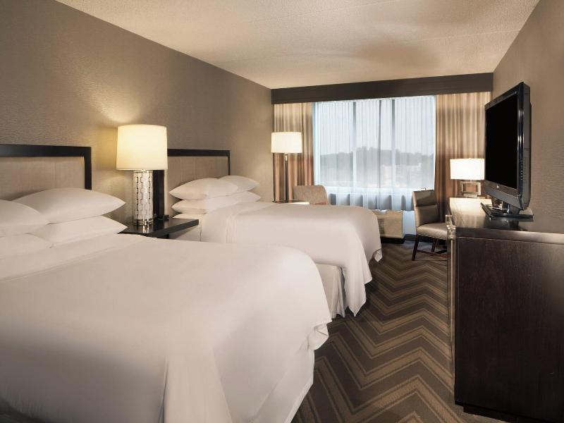 Sheraton Bucks County Langhorne image