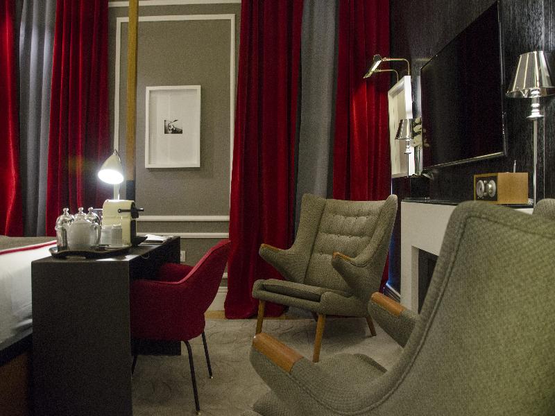 Browns Central Hotel image