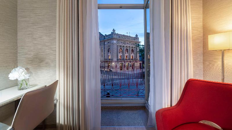 NH Collection Porto Batalha image