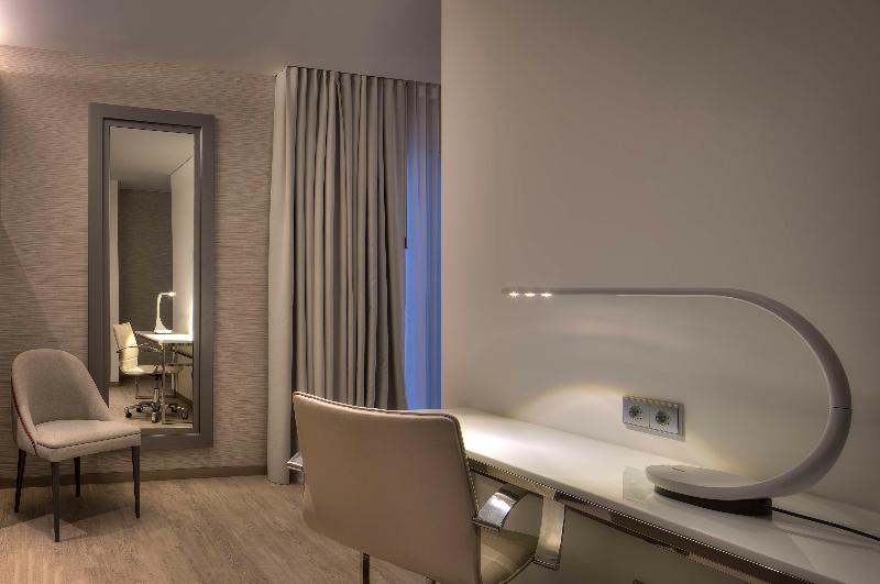 NH Collection Porto Batalha image