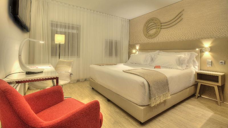 NH Collection Porto Batalha image