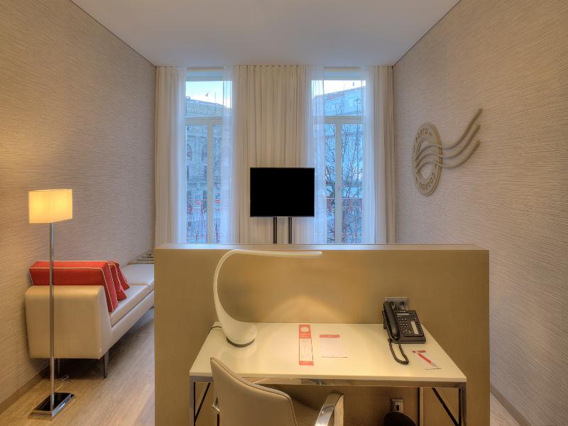 NH Collection Porto Batalha image