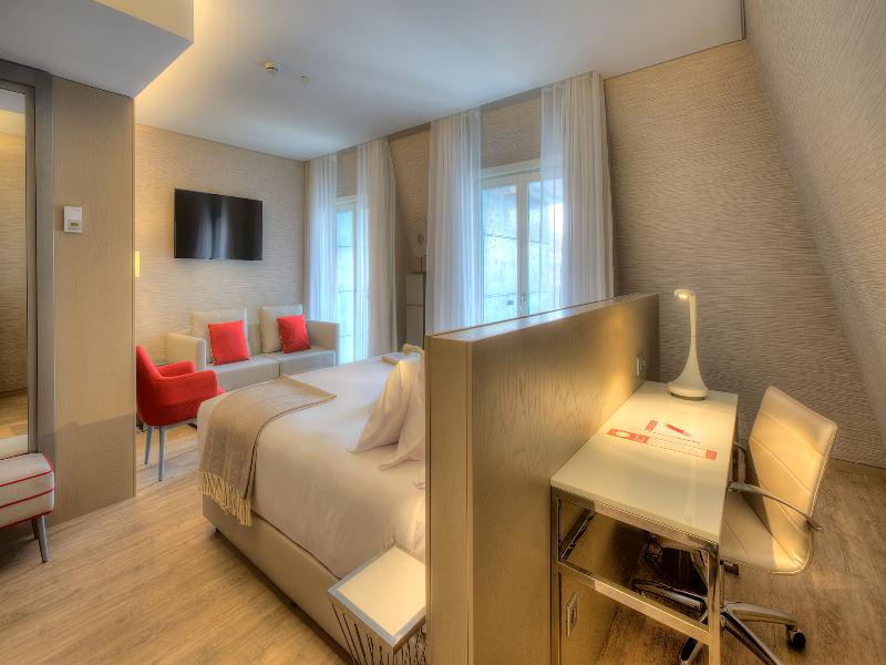 NH Collection Porto Batalha image