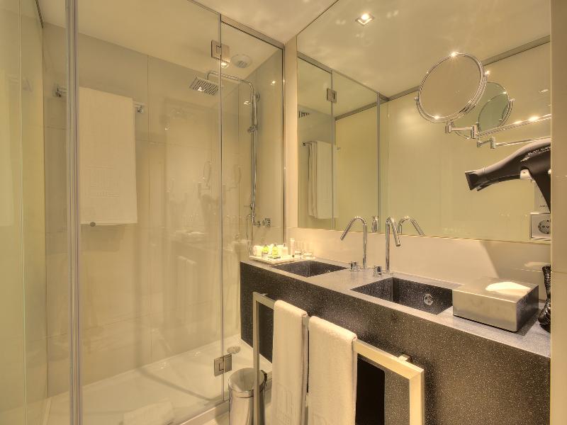 NH Collection Porto Batalha image