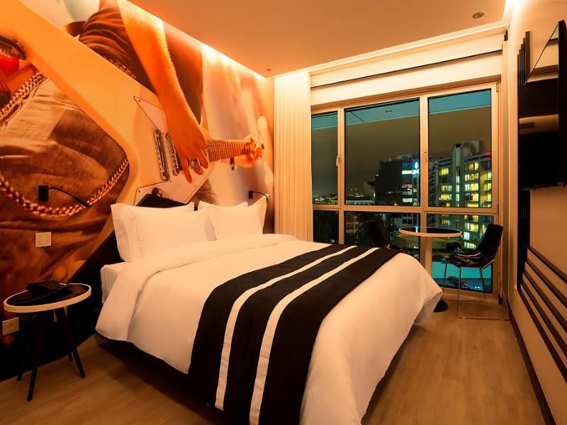 room detail thumbnail 0