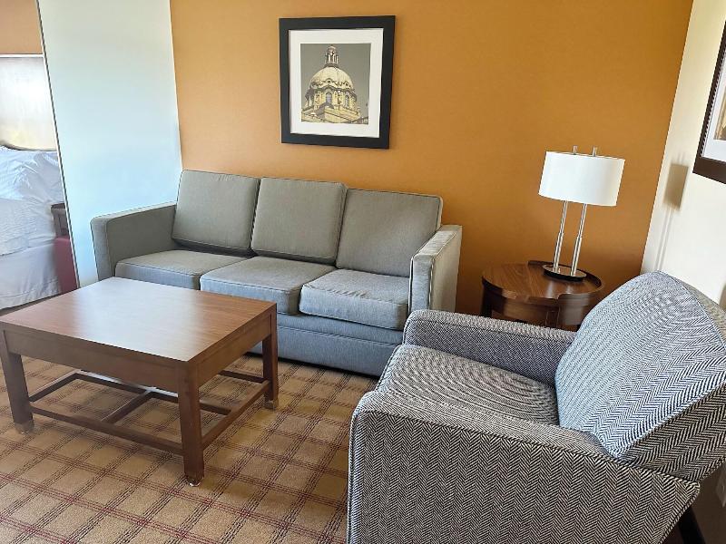 Four Points by Sheraton Edmonton Gateway image