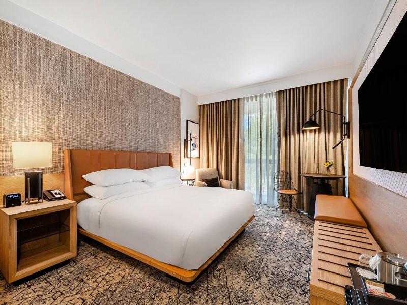 Sheraton Chapel Hill Hotel image