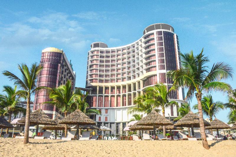 HOLIDAY BEACH DANANG HOTEL & SPA