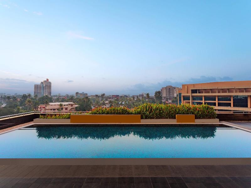 Kochi Marriott Hotel image