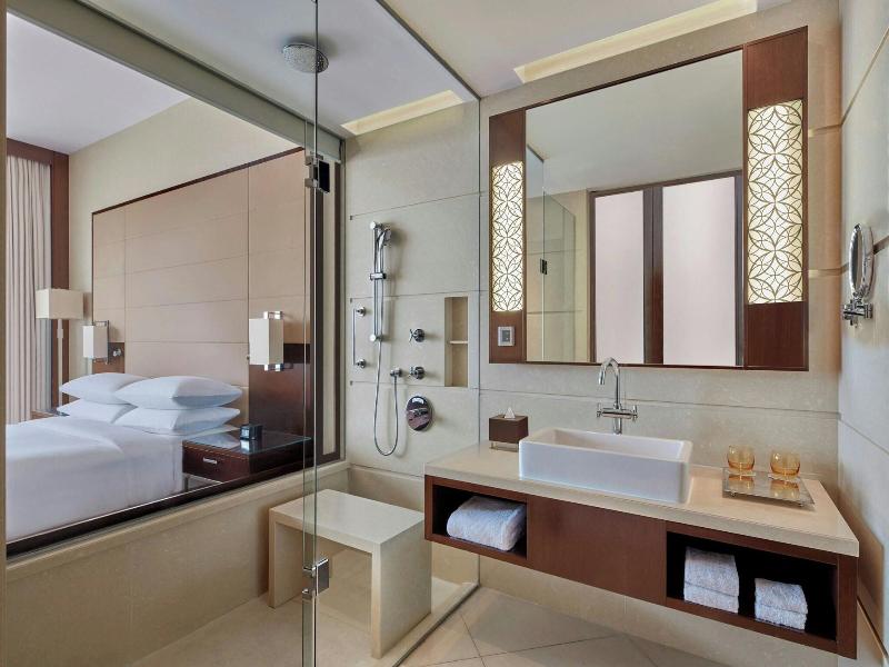 Kochi Marriott Hotel image