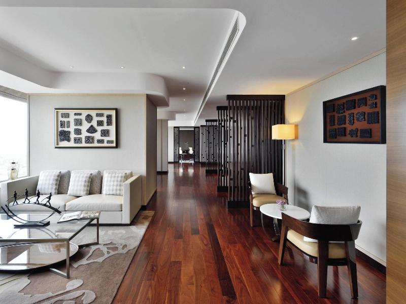 Kochi Marriott Hotel image