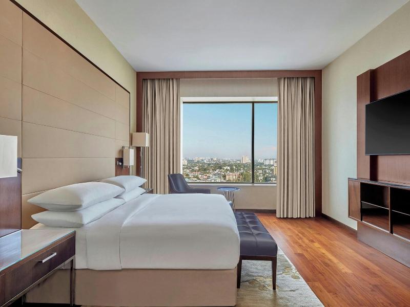 Kochi Marriott Hotel image