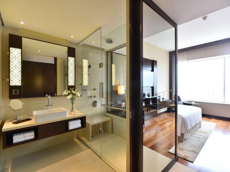 Kochi Marriott Hotel image