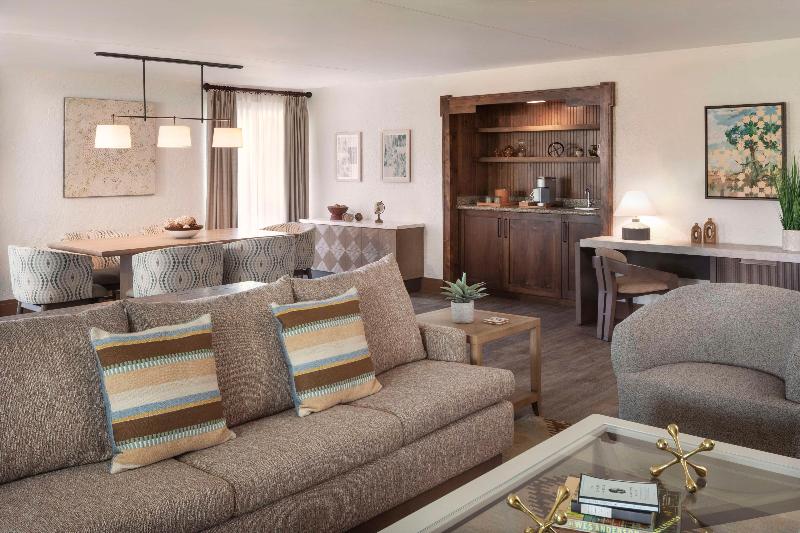 Scottsdale Resort And Spa Curio Collection Hilton image