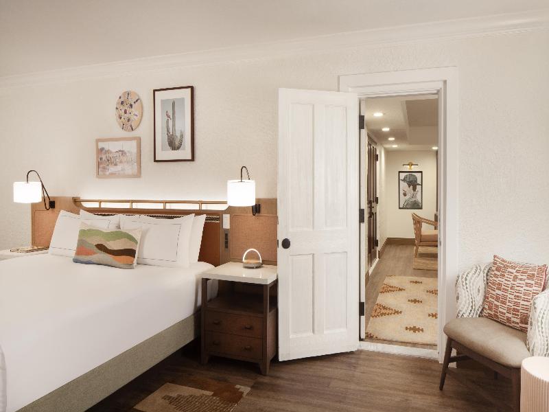 Scottsdale Resort And Spa Curio Collection Hilton image