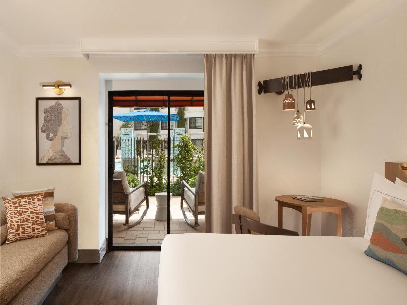 Scottsdale Resort And Spa Curio Collection Hilton image