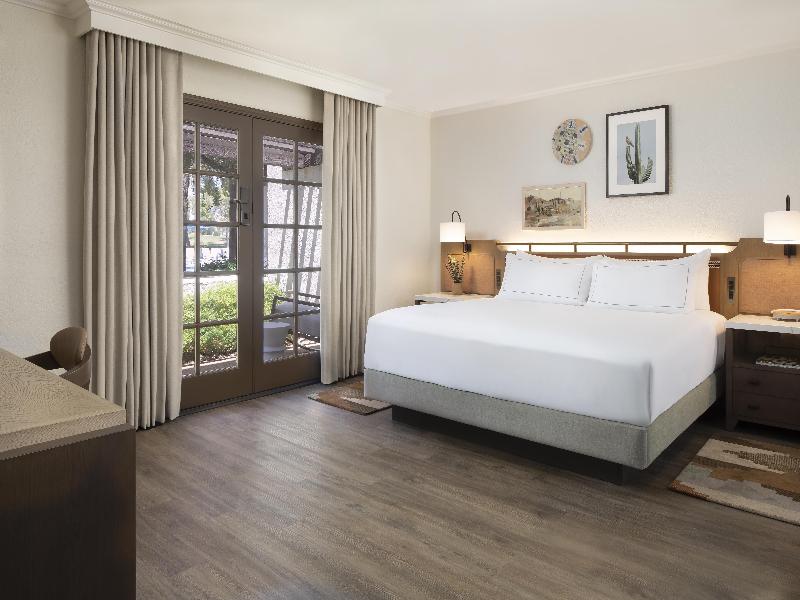 Scottsdale Resort And Spa Curio Collection Hilton image