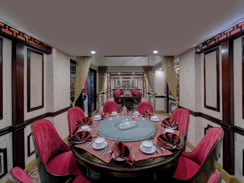 Islamabad Marriott Hotel image