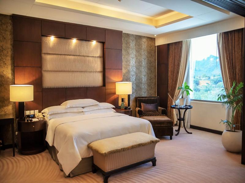 Islamabad Marriott Hotel image