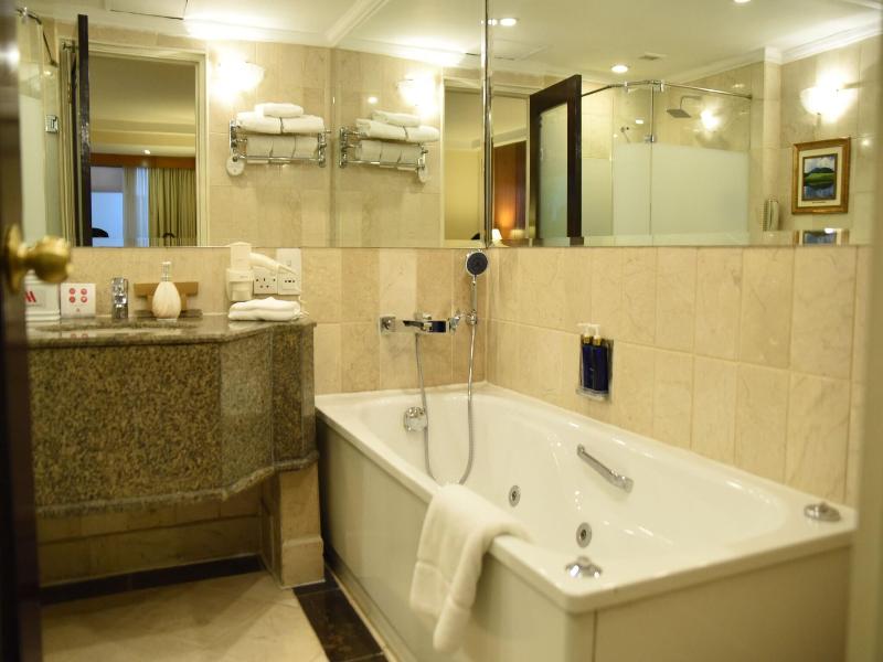 Islamabad Marriott Hotel image
