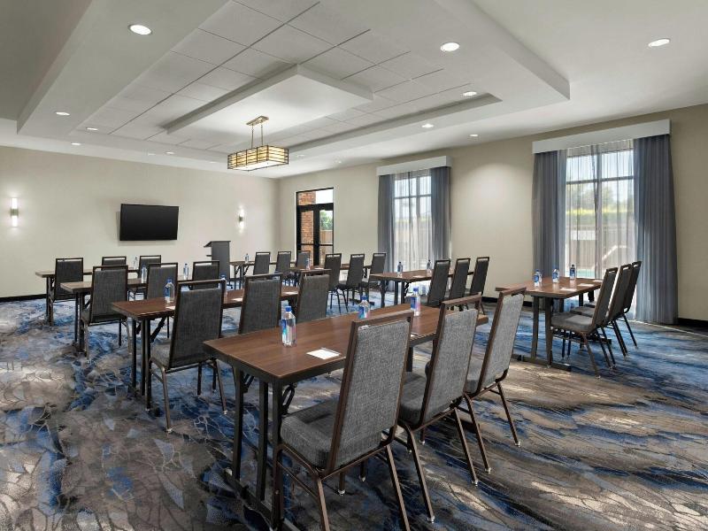 Fairfield Inn & Suites Riverside Corona/Norco image