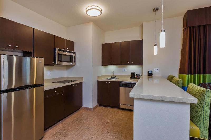 Fairfield Inn & Suites Riverside Corona/Norco image
