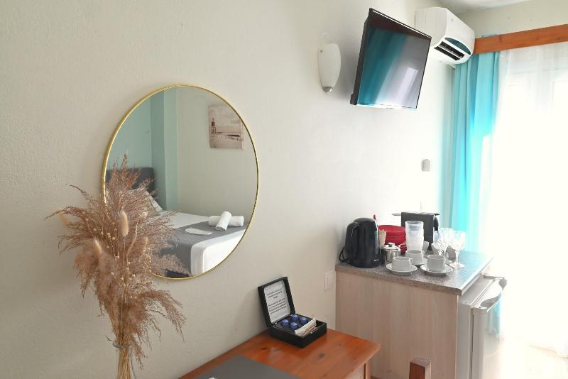 Gina's Studios image