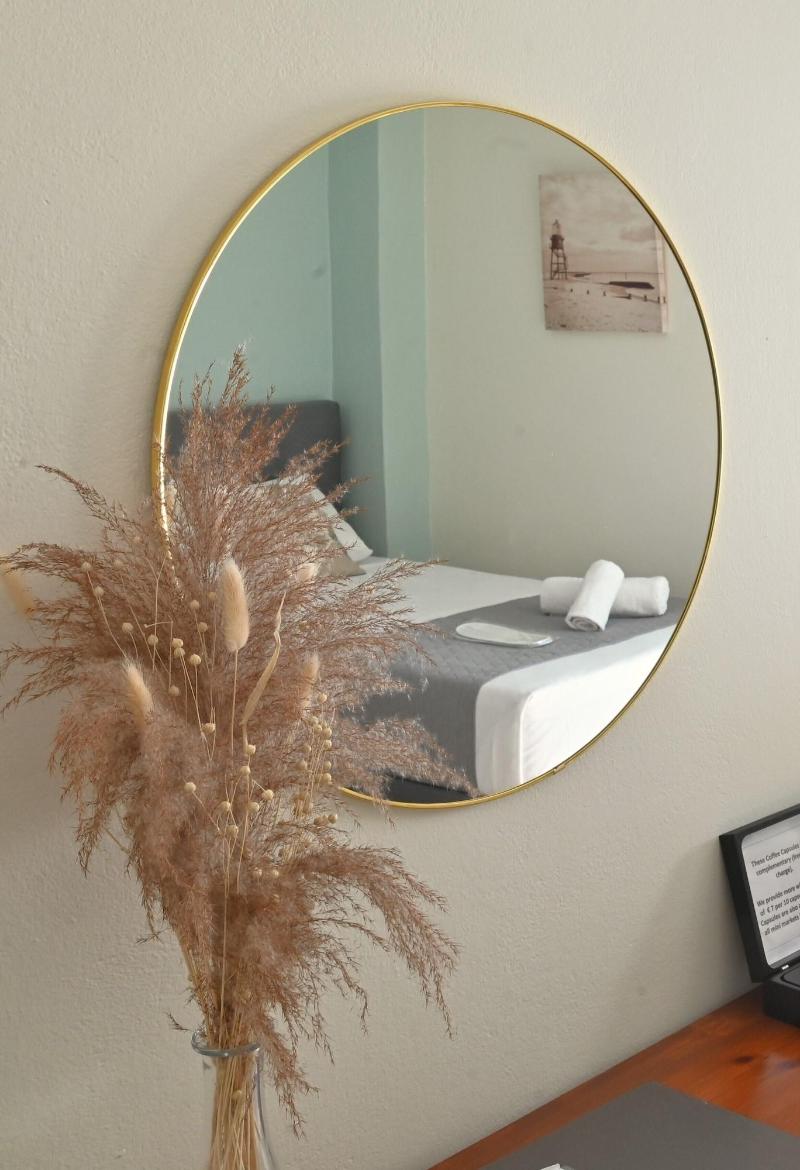 Gina's Studios image