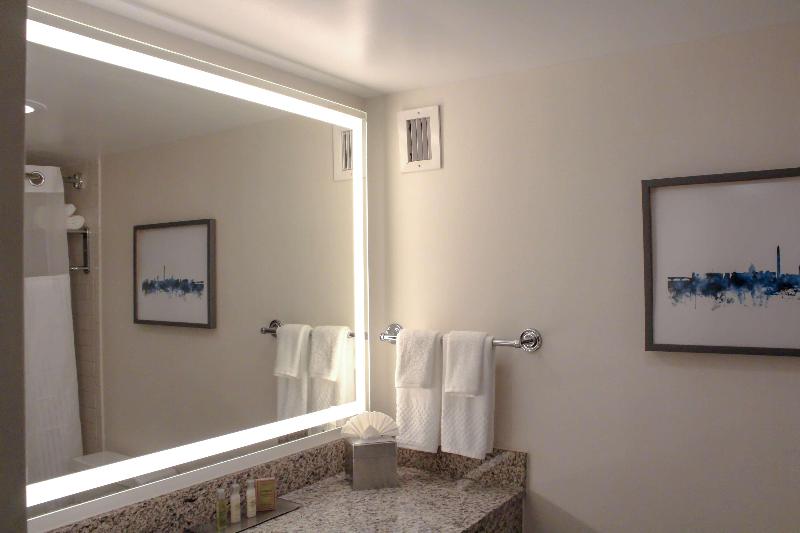 DoubleTree by Hilton Washington DC Silver Spring image
