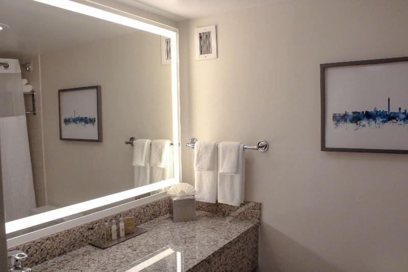 DoubleTree by Hilton Washington DC Silver Spring image