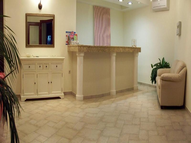 Perla Hotel image