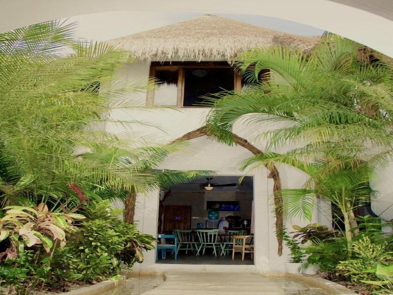 Toto Blue Hotel Boutique image