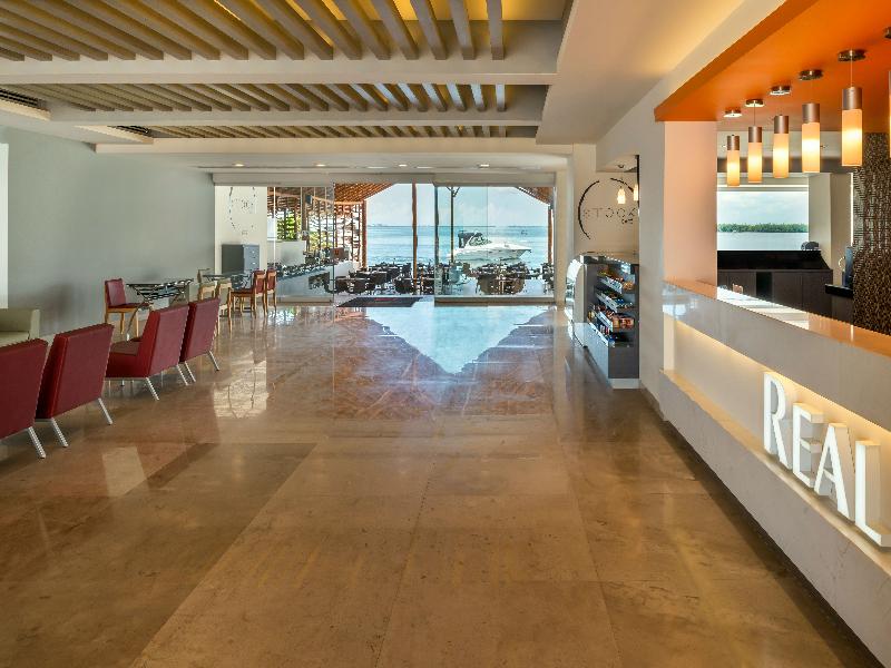 REAL INN CANCUN BY CAMINO REAL