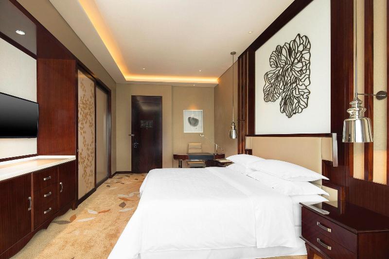 Sheraton Changde Wuling Hotel image