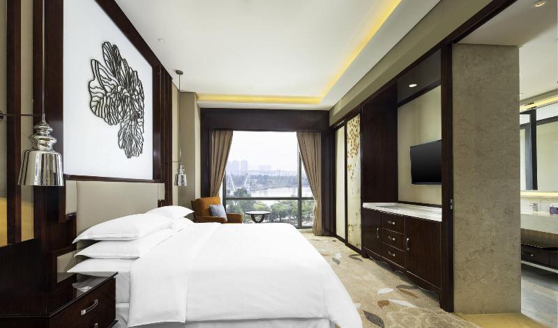 Sheraton Changde Wuling Hotel image