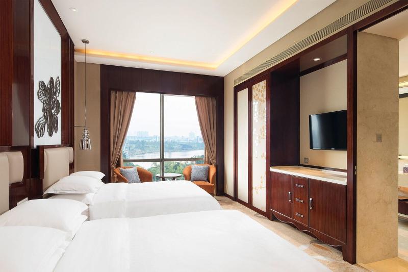 Sheraton Changde Wuling Hotel image