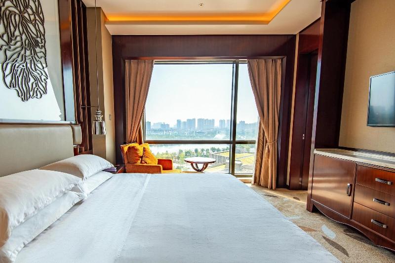 Sheraton Changde Wuling Hotel image