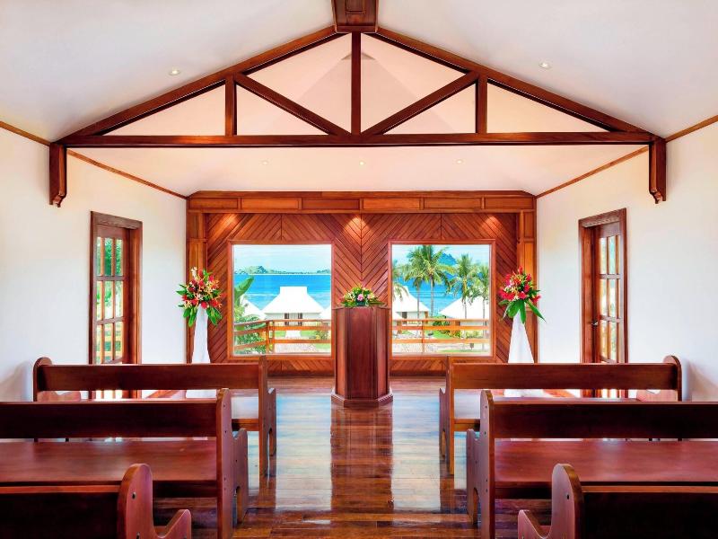 Sheraton Resort & Spa, Tokoriki Island, Fiji image