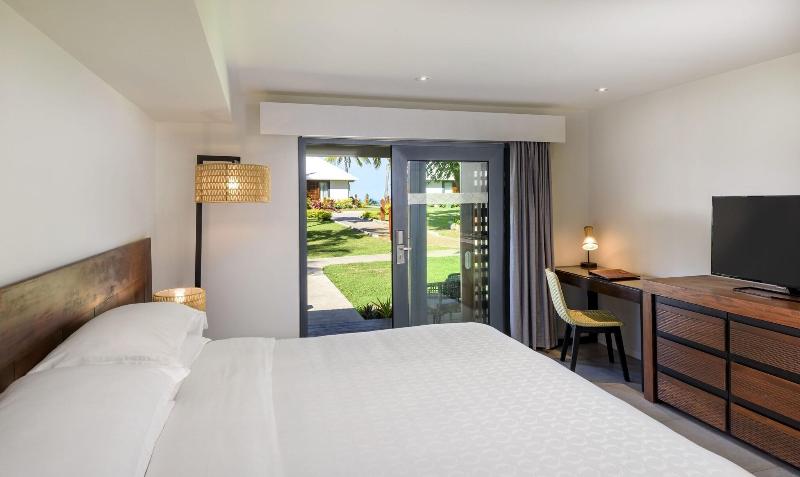 Sheraton Resort & Spa, Tokoriki Island, Fiji image