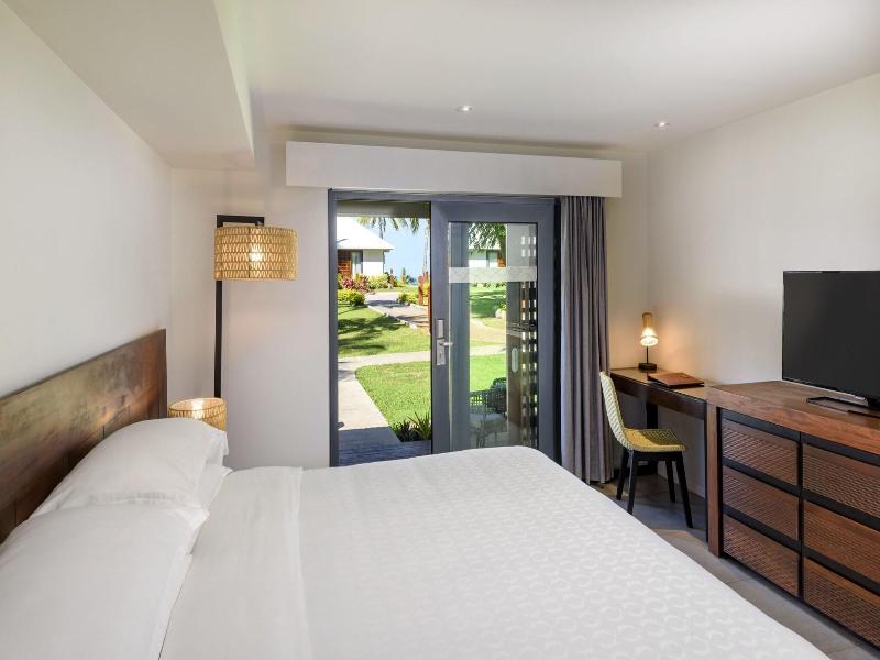 Sheraton Resort & Spa, Tokoriki Island, Fiji image