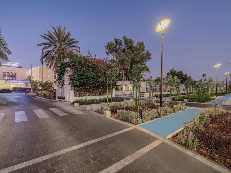 Le Meridien Hotel Medina image