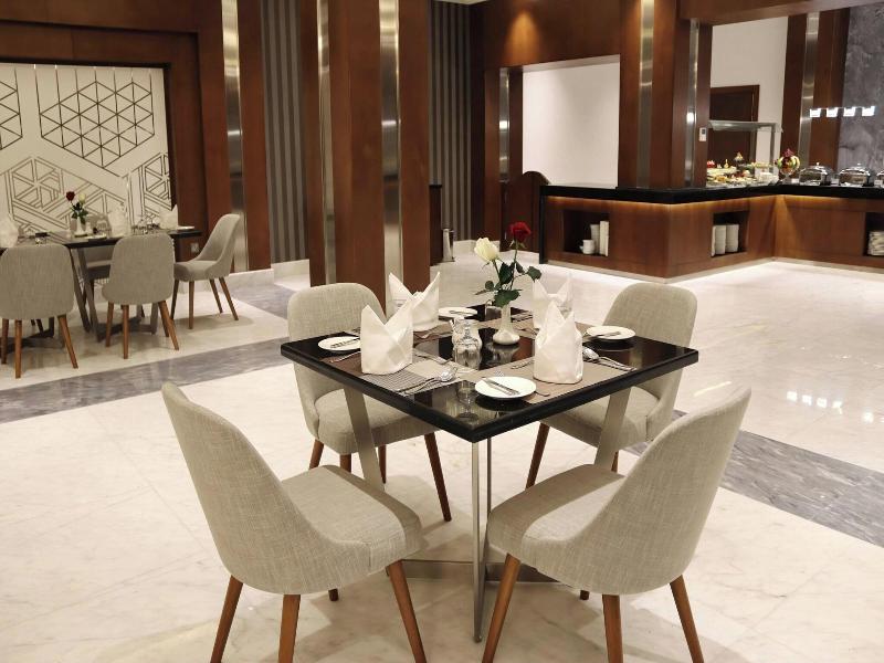 Le Meridien Hotel Medina image