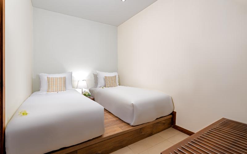 A La Carte Da Nang Beach Hotel image